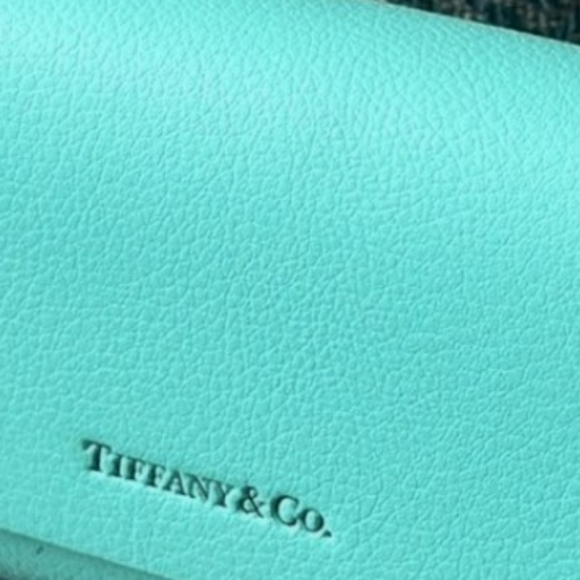 TIFFANY & CO. LEATHER EYE & SUN GLASSES HARD CASE IN SIGNATURE TIFFANY BLUE - Picture 12 of 14